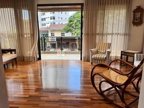 Apartamento à venda em Campinas, Cambuí, com 4 quartos, sendo 3 suítes com 158 m²